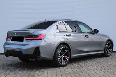BMW Seria 3 330i xDrive M Sport