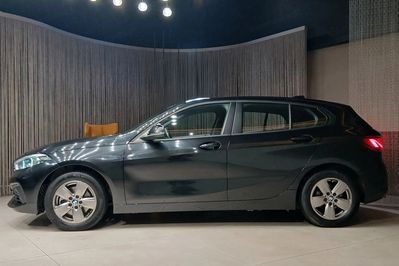 BMW Seria 1 118i Advantage