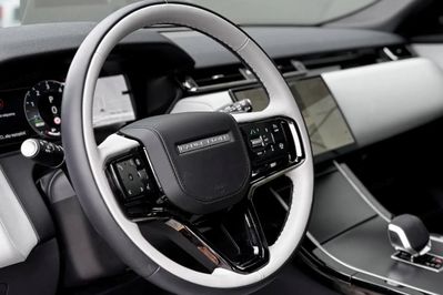 Land Rover Range Rover Velar P400e AWD S