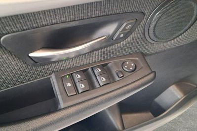 BMW Seria 2 216d aut