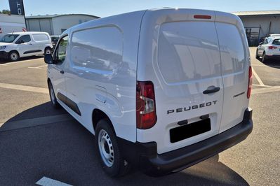 Peugeot Partner Van Long L2H1 EAT8