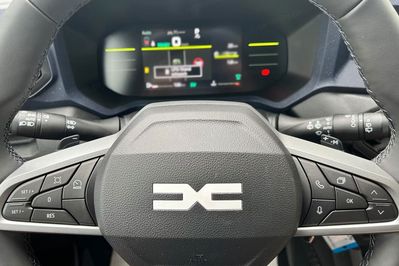 Dacia Duster Expression 4x4 1.2 TCe Hybrid-G LPG