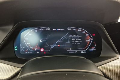 BMW X6 M50i