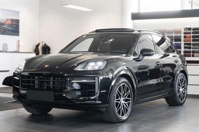 Porsche Cayenne E-Hybrid Black Edition