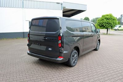 Ford Transit Custom 320 L2H1 Limited A8