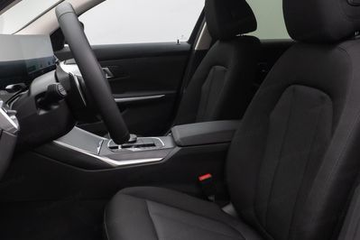 BMW Seria 3 Touring 330e xDrive
