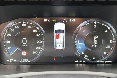 Volvo XC90 D5 AWD R-Design 7os