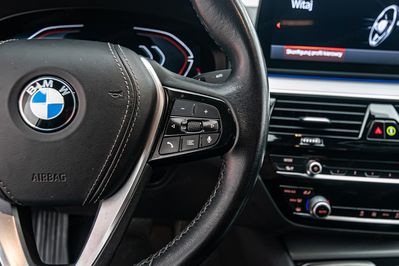 BMW Seria 5 518d  aut
