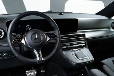 Mercedes V Klasa 300 d 4-Matic 9G-Tronic Avantgarde (ekstra dł)