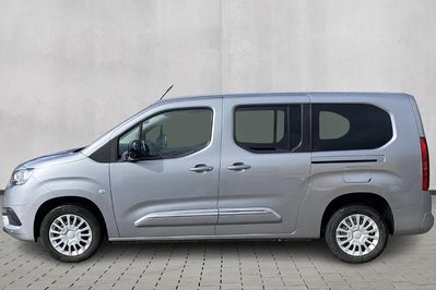 Toyota Proace City Verso Long L2H1 Family AT