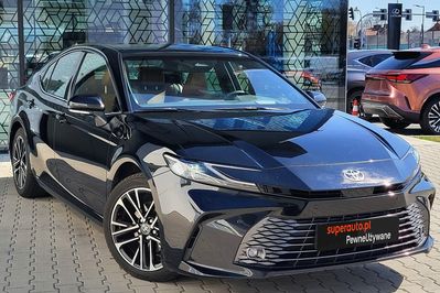 Toyota Camry Hybrid Dynamic Force Executive e-CVT