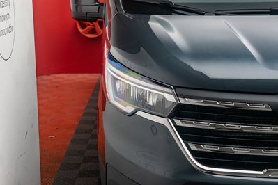 Renault Trafic Kombi L2H1 AT9