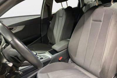 Audi A4 35 TFSI mHEV Advanced S tronic