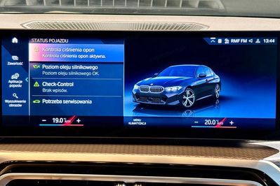 BMW Seria 3 318i aut