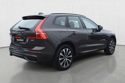 Volvo XC60 B5 B AWD Plus Dark aut