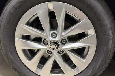 Skoda Fabia Drive 1.0 TSI
