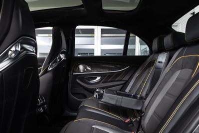 Mercedes E Klasa AMG 63 S 4-Matic+
