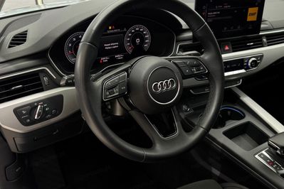 Audi A4 35 TFSI S Line