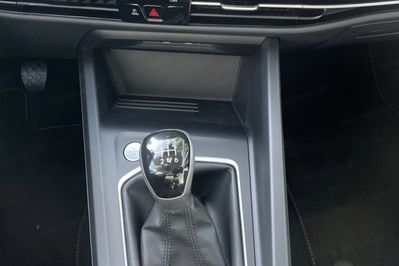 Volkswagen Golf Life 2.0 TDI