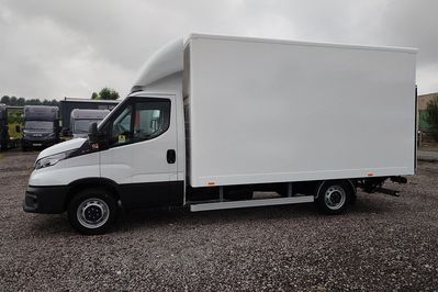 Iveco Daily 35S18 Kontener 8EP + Winda