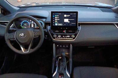 Toyota Corolla Cross 2.0 Hybrid Style AWD