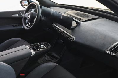 BMW iX xDrive60