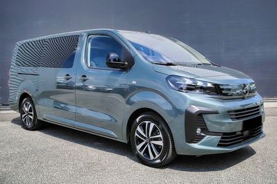 Peugeot Traveller XL L2H1 Business EAT8
