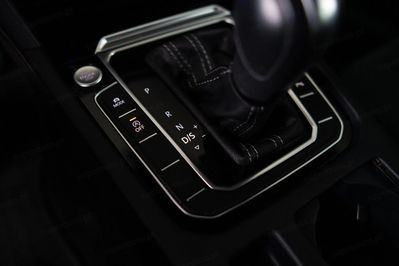 Volkswagen Arteon 2.0 TDI R-Line DSG