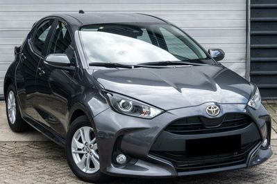 Toyota Yaris Comfort 1.5 Hybrid