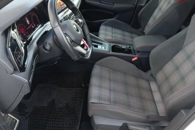 Volkswagen Golf VIII 2.0 TSI GTI DSG