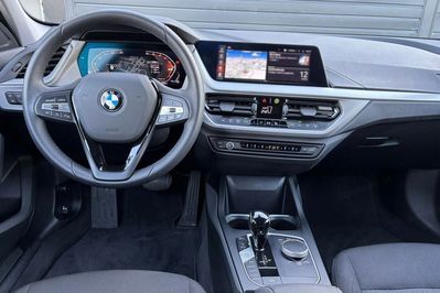 BMW Seria 1 118i Advantage aut