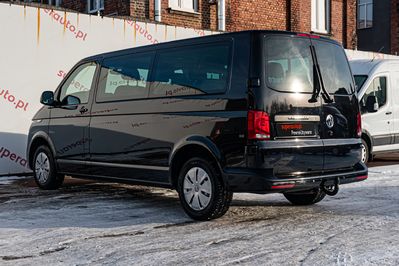 Volkswagen Caravelle T6.1 L2H1 AT