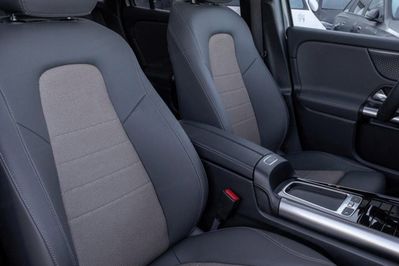 Mercedes EQA 250+ Electric Art