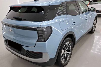 Ford Explorer Premium 77kWh RWD