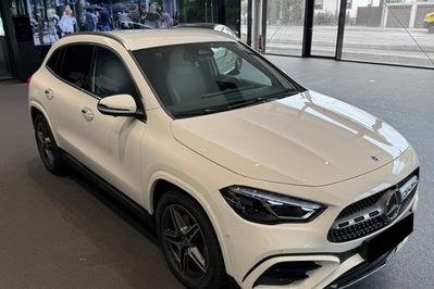 Mercedes GLA 250 e AMG Line