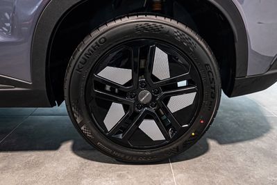 Omoda 5 1.5 T-GDI Hybrid Premium DHT