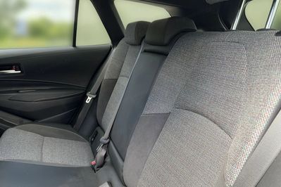 Toyota Corolla 1.8 Hybrid Style