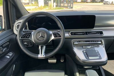 Mercedes V Klasa V300d Długi Avantgarde 4-Matic 9G-Tronic