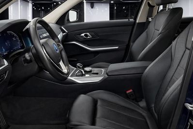 BMW Seria 3 320e aut