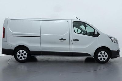 Renault Trafic L2H1 Extra AT9