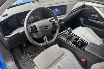 Opel Astra Elegance 1.2 T  S&S