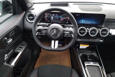 Mercedes GLB 220 4-Matic AMG Line