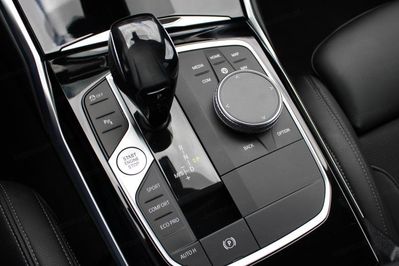 BMW Seria 3 Touring 320d Sport Line