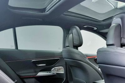 Mercedes Klasa E 220 d  4-Matic AMG