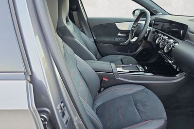 Mercedes Klasa A 250 e PHEV AMG Line 8G-DCT
