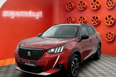 Peugeot 2008 GT 1.2 PureTech EAT8