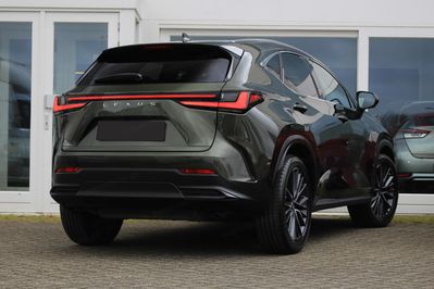Lexus NX 350h Omotenashi 2.5 Hybrid AWD