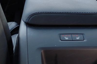 Volvo XC60 T8 Plug-In Hybrid AWD Ultra Black Edition aut