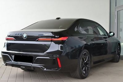 BMW Seria 7 740d xDrive M Sport