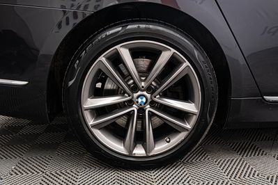 BMW Seria 7 750Li xDrive